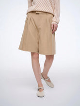 Aalyst Elegant Commuter Fashion Pleated Front Open-Front Shorts For Women